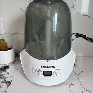 Babybrezza Bottle Sterilizer and Dryer